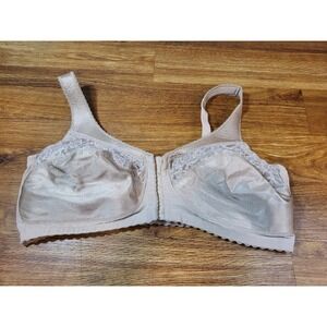 Glamorise 44C Bra Beige Full Figure MagicLift Front Closure Wireless 1200